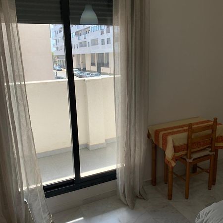 Habitacion Privada En Urbanizacion Con Piscina Y Pista De Padel Эль-Пуэрто-де-Санта-Мария Экстерьер фото