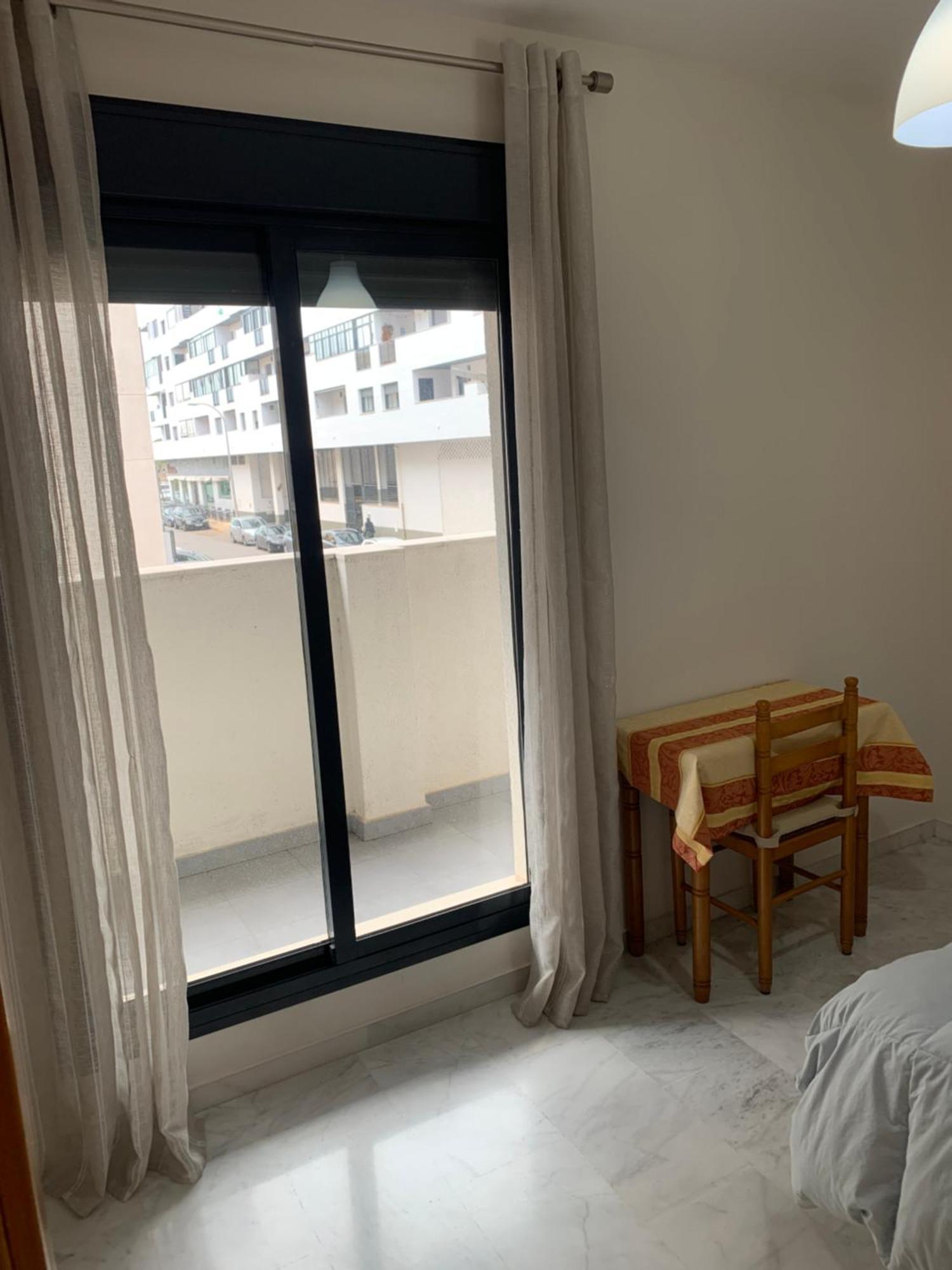 Habitacion Privada En Urbanizacion Con Piscina Y Pista De Padel Эль-Пуэрто-де-Санта-Мария Экстерьер фото